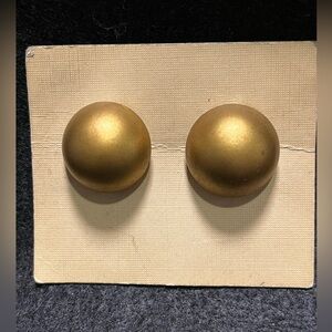Vintage matte/satin gold tone
"half ball" Earrings, NWT